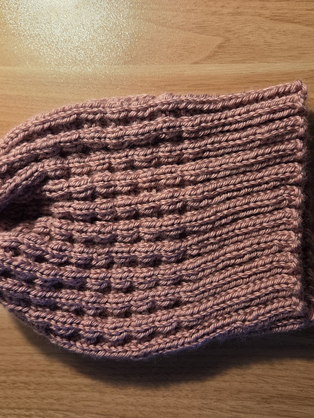 Hand-Knit Mauve Ribbed Beanie